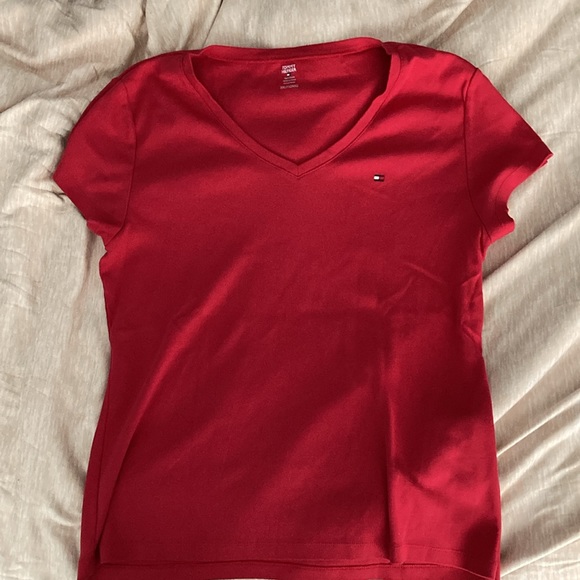 Bundle 3 EUC Tommy Hilfiger v neck t-shirts - Picture 2 of 13